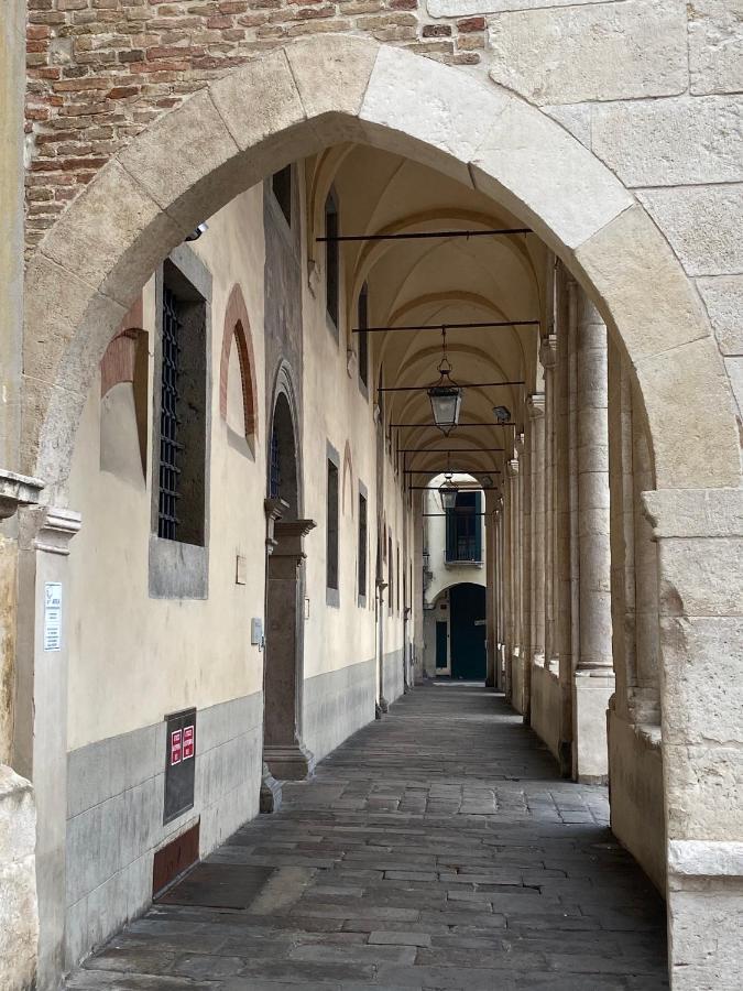 Catoo Dimora Di Design Park In Palazzo Nobiliare Al Duomo Apartamento Pádua Exterior foto