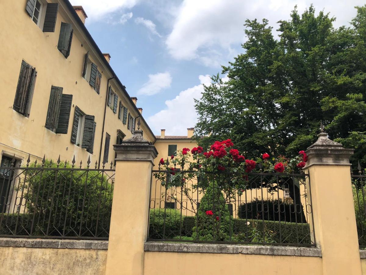 Catoo Dimora Di Design Park In Palazzo Nobiliare Al Duomo Apartamento Pádua Exterior foto